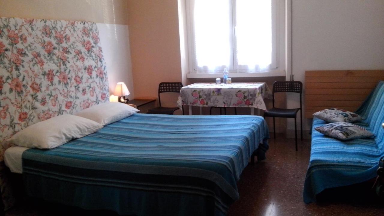 Affittacamere , Rooms Near Trastevere Station Roma Exterior foto